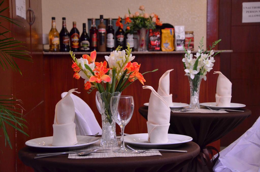 Casanas Suites Puerto Princesa Zewnętrze zdjęcie
