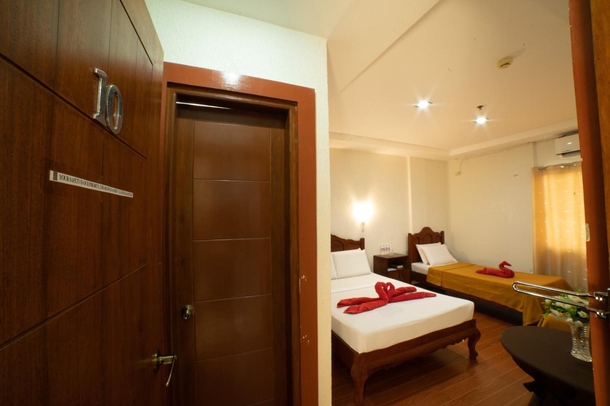 Casanas Suites Puerto Princesa Zewnętrze zdjęcie