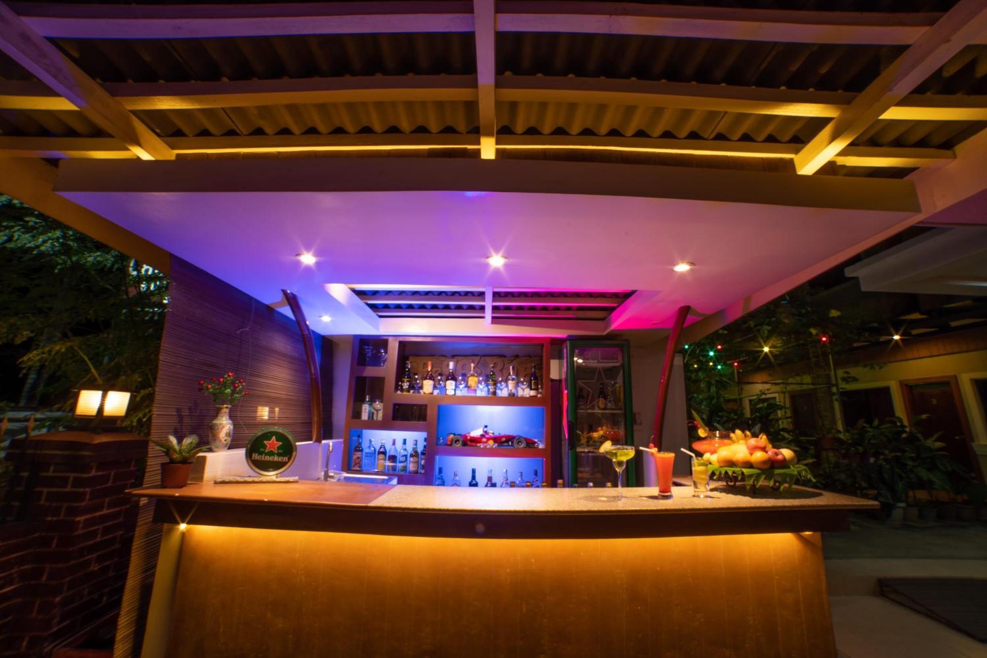 Casanas Suites Puerto Princesa Zewnętrze zdjęcie