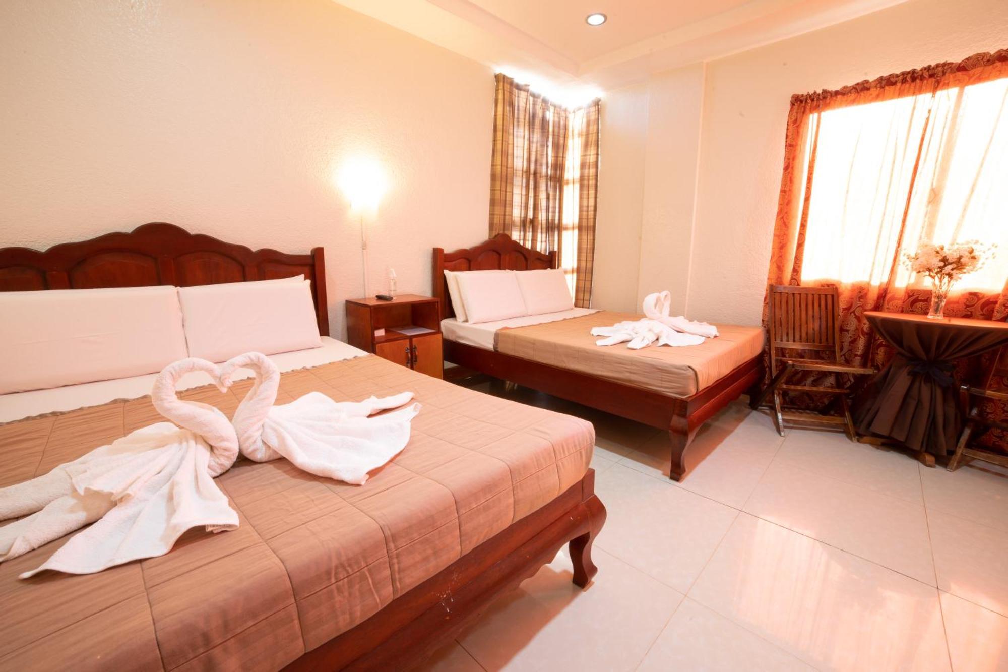 Casanas Suites Puerto Princesa Zewnętrze zdjęcie
