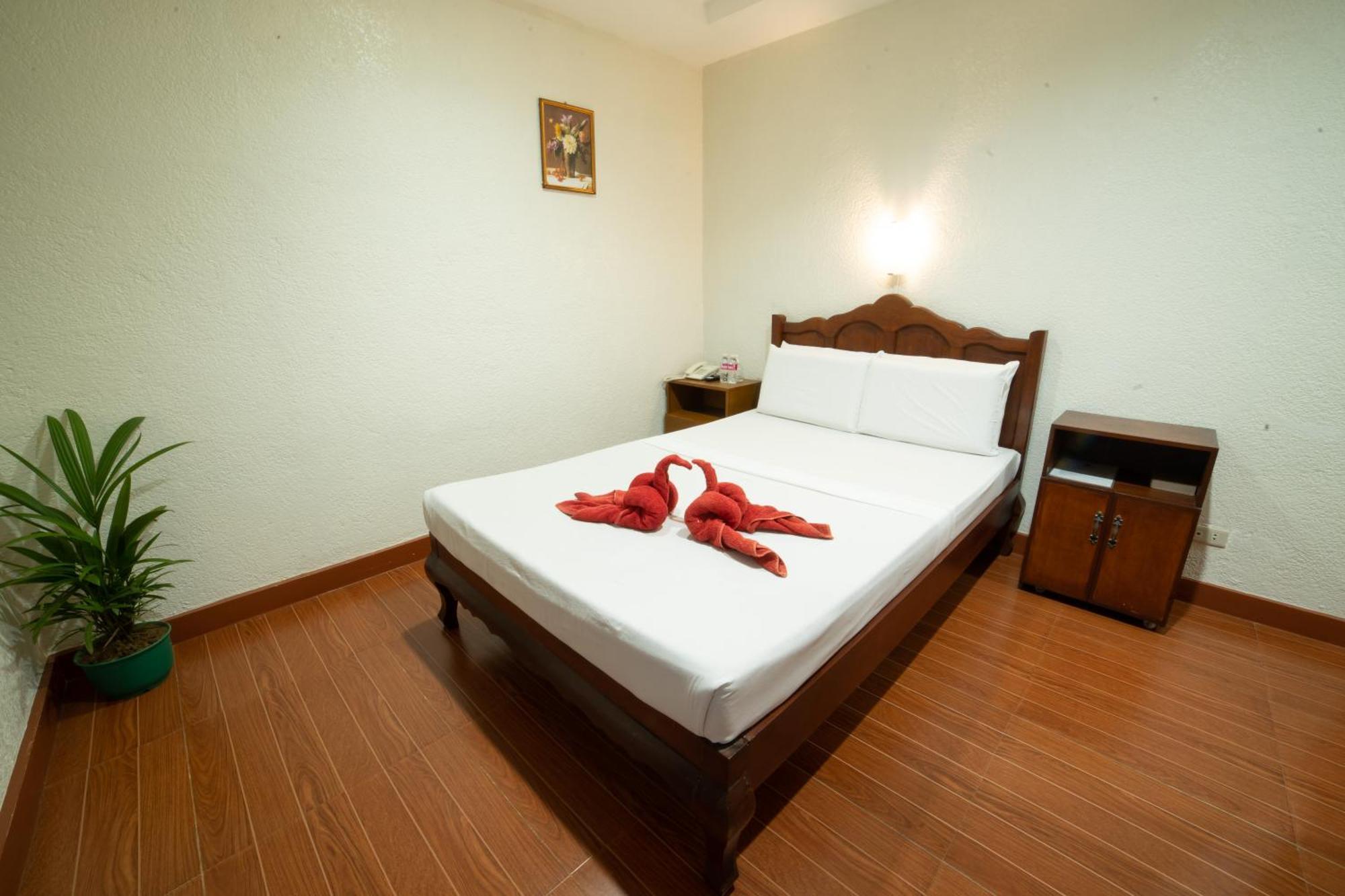 Casanas Suites Puerto Princesa Zewnętrze zdjęcie