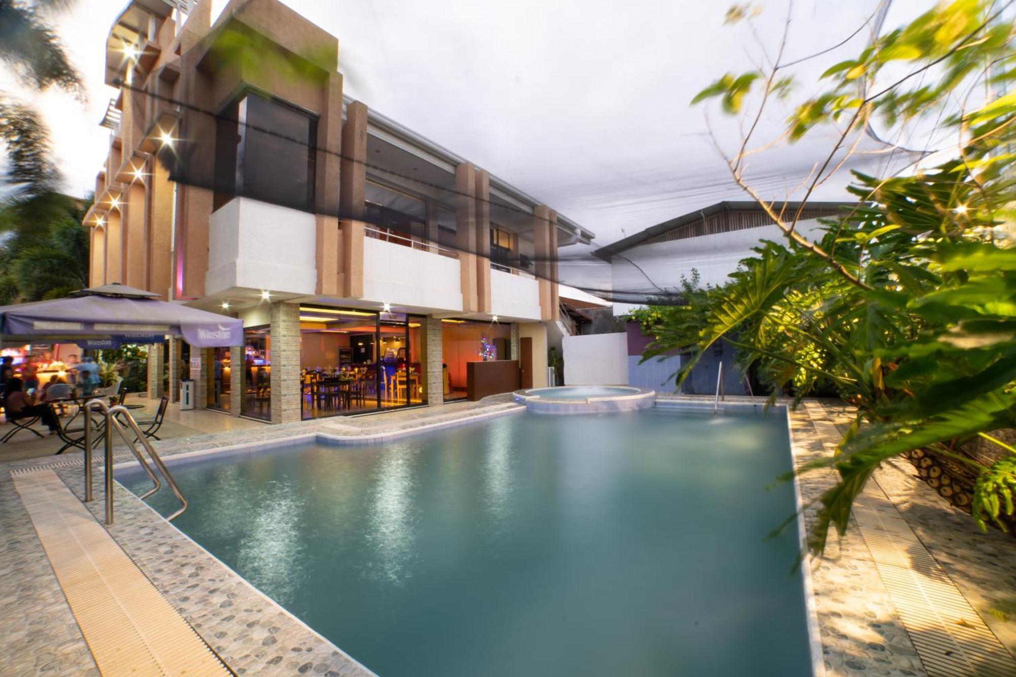 Casanas Suites Puerto Princesa Zewnętrze zdjęcie
