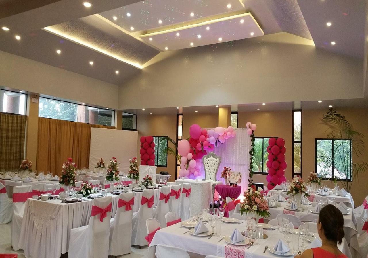 Casanas Suites Puerto Princesa Zewnętrze zdjęcie